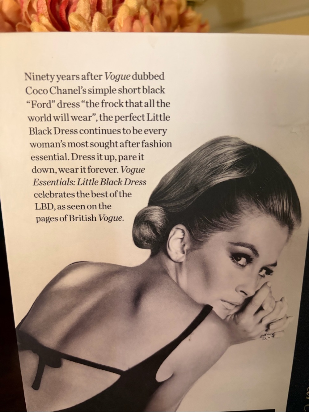New Vogue “little black dress” coffee table book - Picture 3 of 6